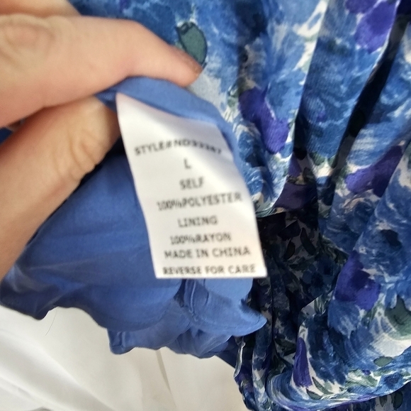 Lumiere Size Large Blue & Purple Floral Mini Dress with Statement Sleeves - Picture 7 of 8